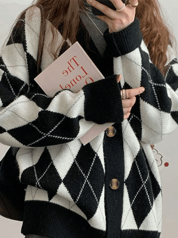 V Neck Argyle Pattern Knit Cardigan - AnotherChill