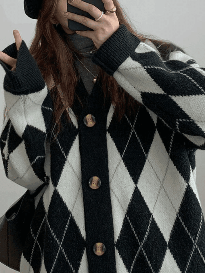 V Neck Argyle Pattern Knit Cardigan - AnotherChill